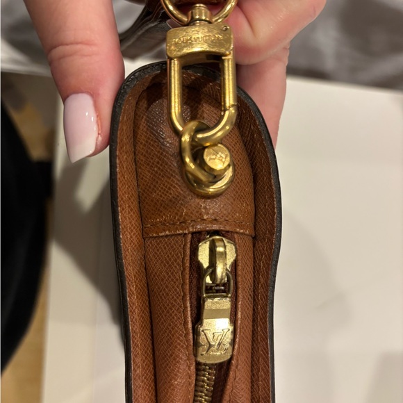 Louis Vuitton Brown Monogram Orsay Zip Clutch - Picture 4 of 13